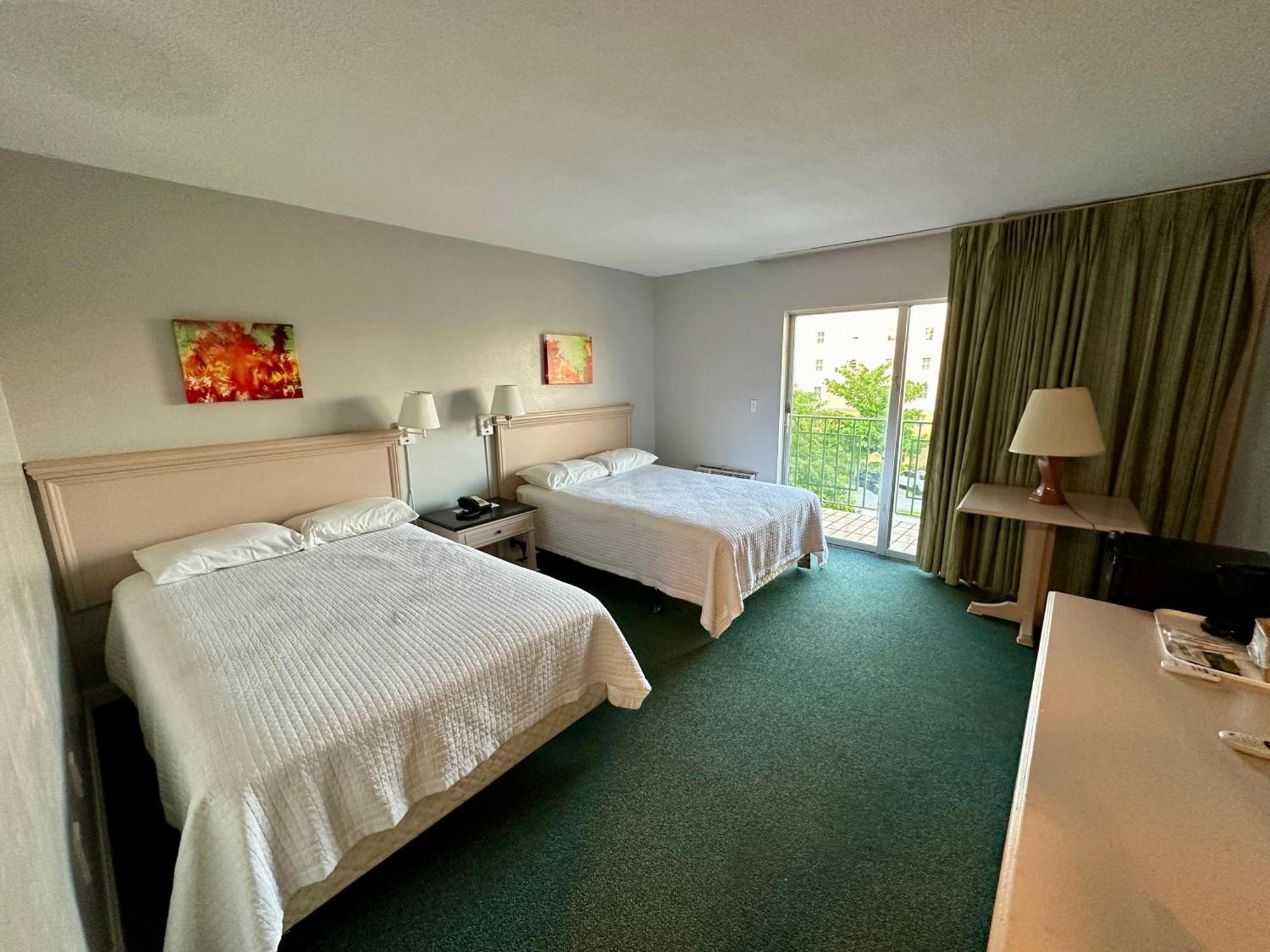 Hotel Chateaubleau Coral Gables Exterior photo