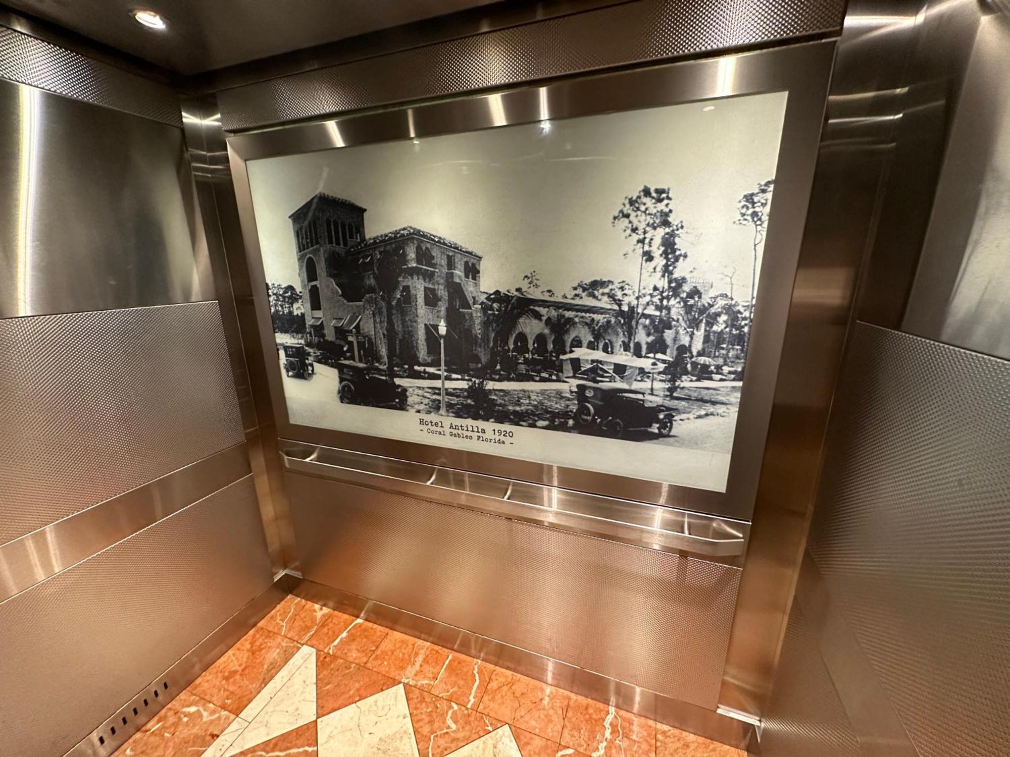 Hotel Chateaubleau Coral Gables Exterior photo